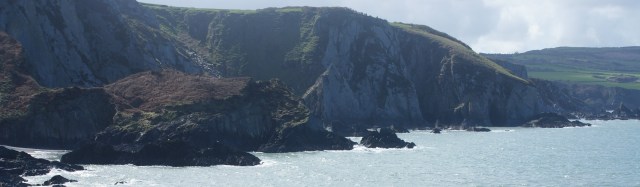 Cliffs at Pwllgwaelod