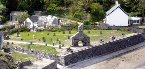 Cwm yr Eglwys Churchyard 2005