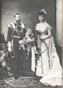Queen Mary's wedding dress